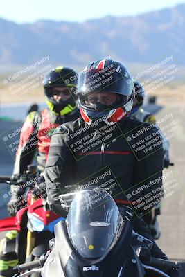 media/Dec-01-2025-Moto Forza (Mon) [[2daa91e15f]]/4-Around the Pits/